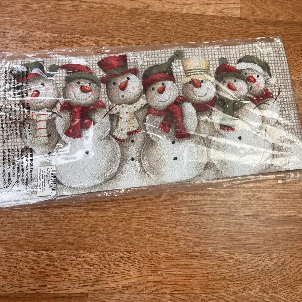 Evergreen Sassafras Switch Mat Snowman Snow Friends Winter NEW‎
